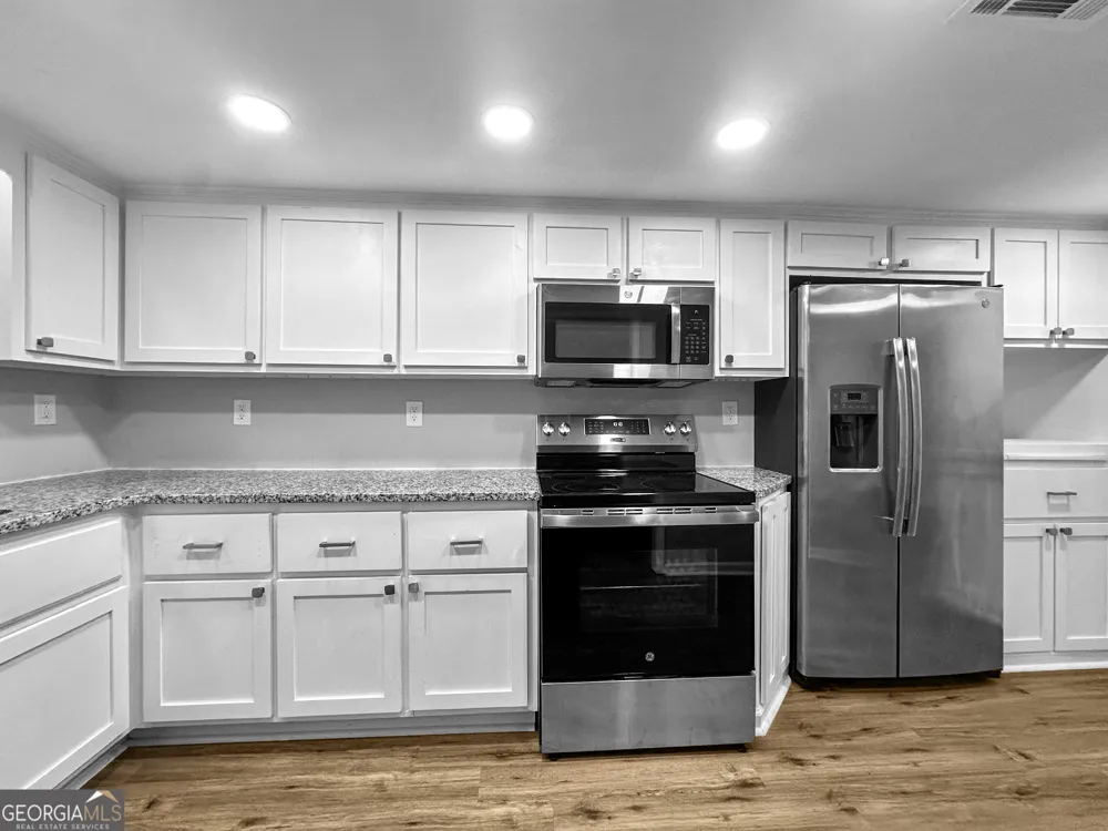 608 Silver Trace CT Woodstock, GA 30189