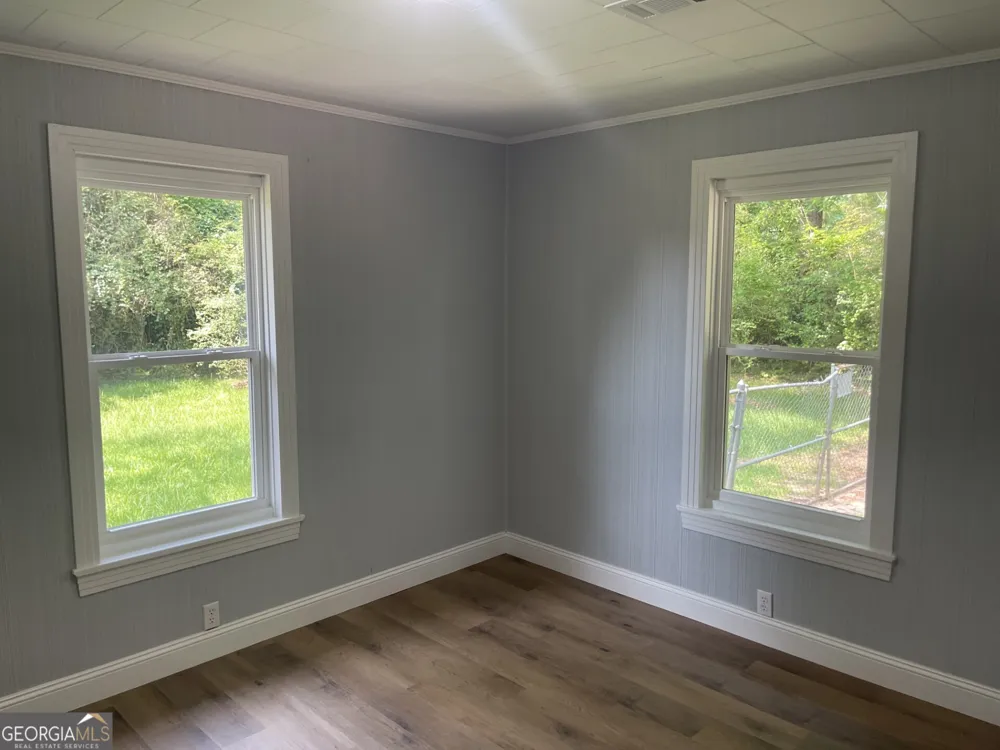 2323 S 1ST AVE Lanett, AL 36863