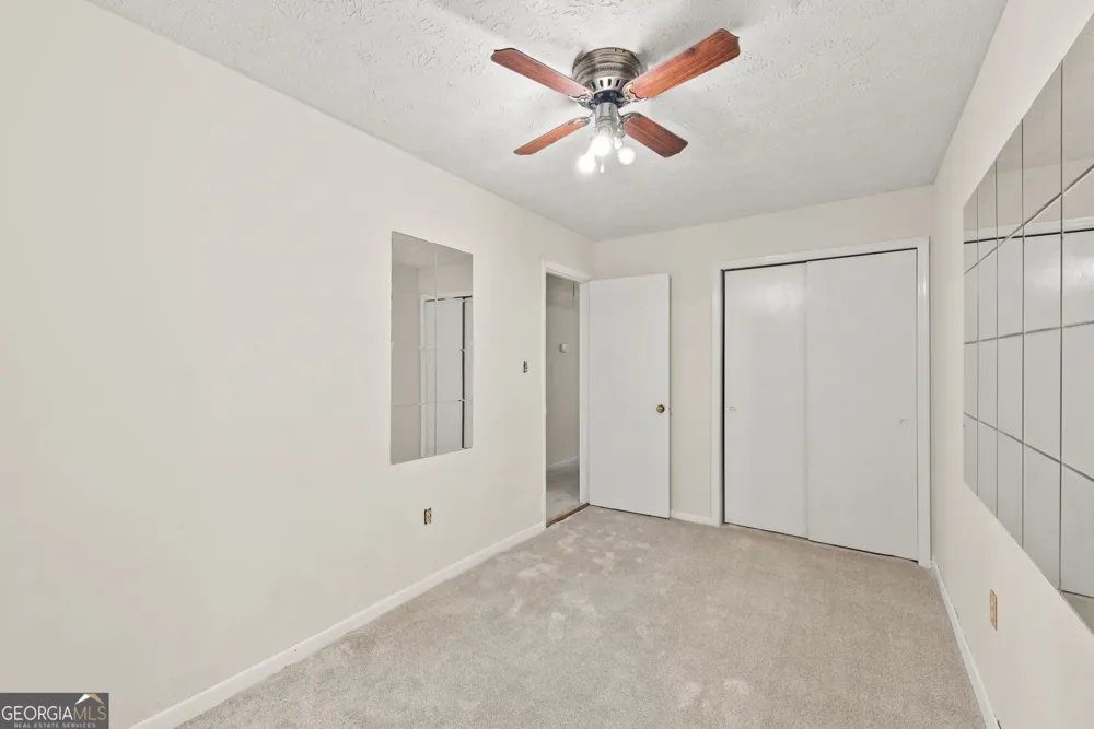 8 Thompson LN Thomaston, GA 30286