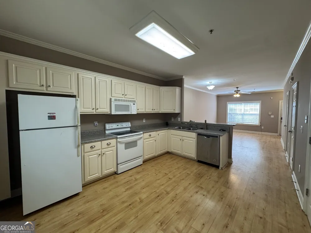 460 Barnett Shoals RD Athens, GA 30605