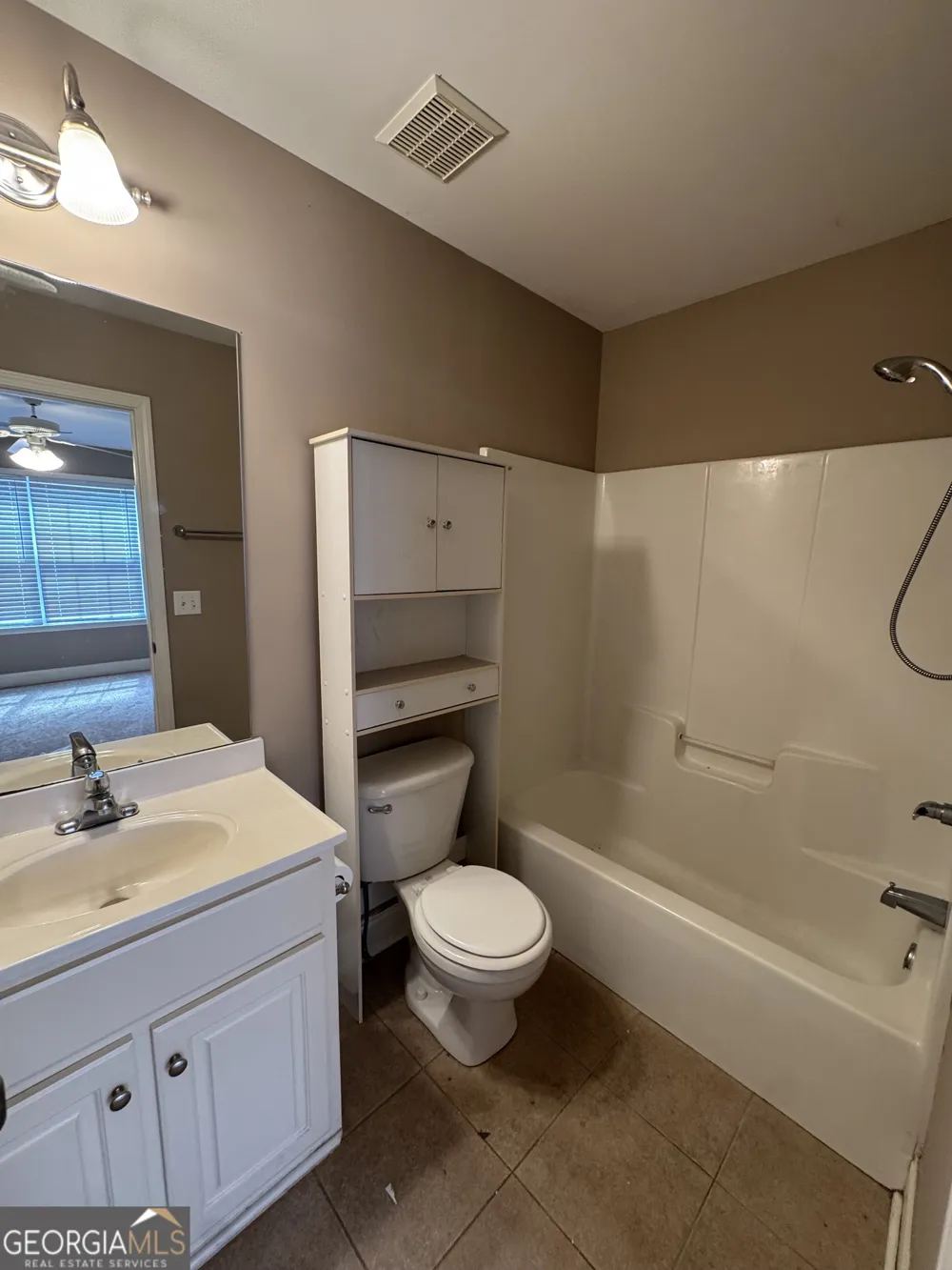 460 Barnett Shoals RD Athens, GA 30605