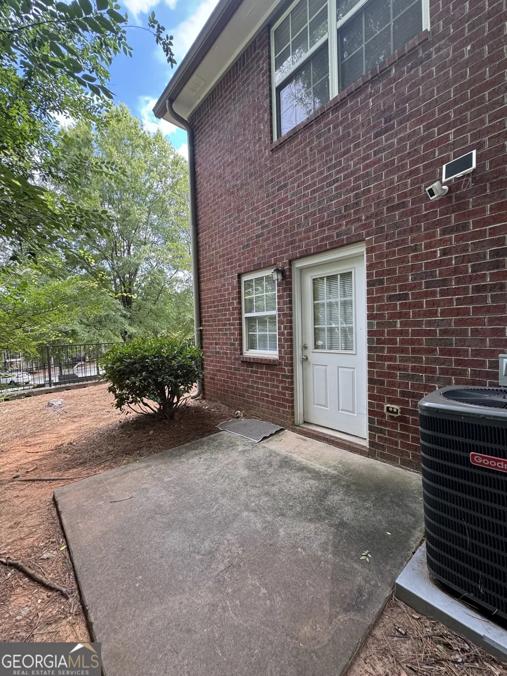 460 Barnett Shoals RD Athens, GA 30605