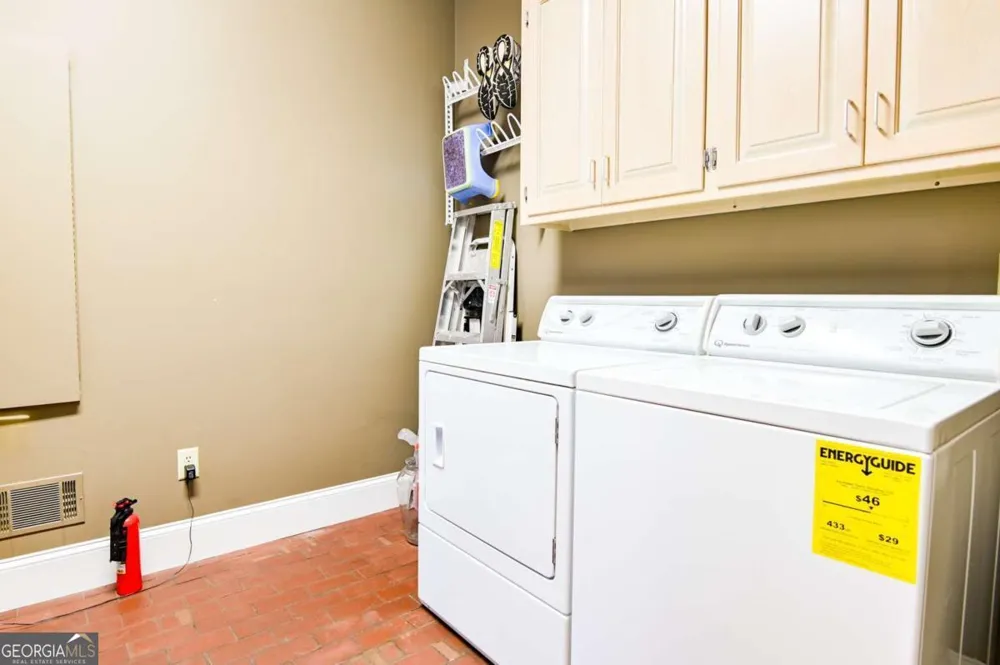 1010 Forrest Hills PT Watkinsville, GA 30677