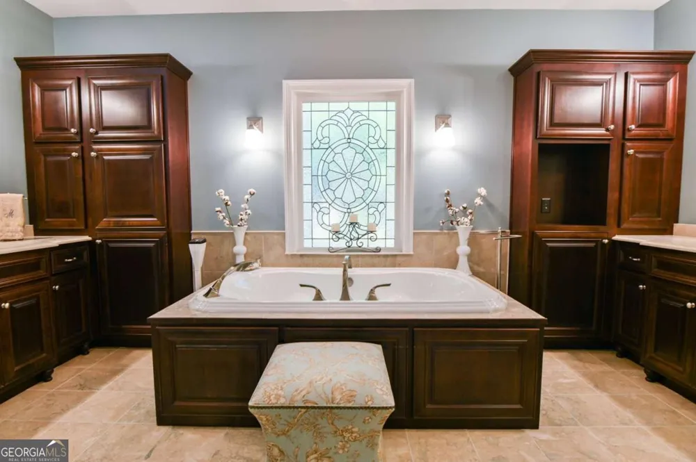 1010 Forrest Hills PT Watkinsville, GA 30677