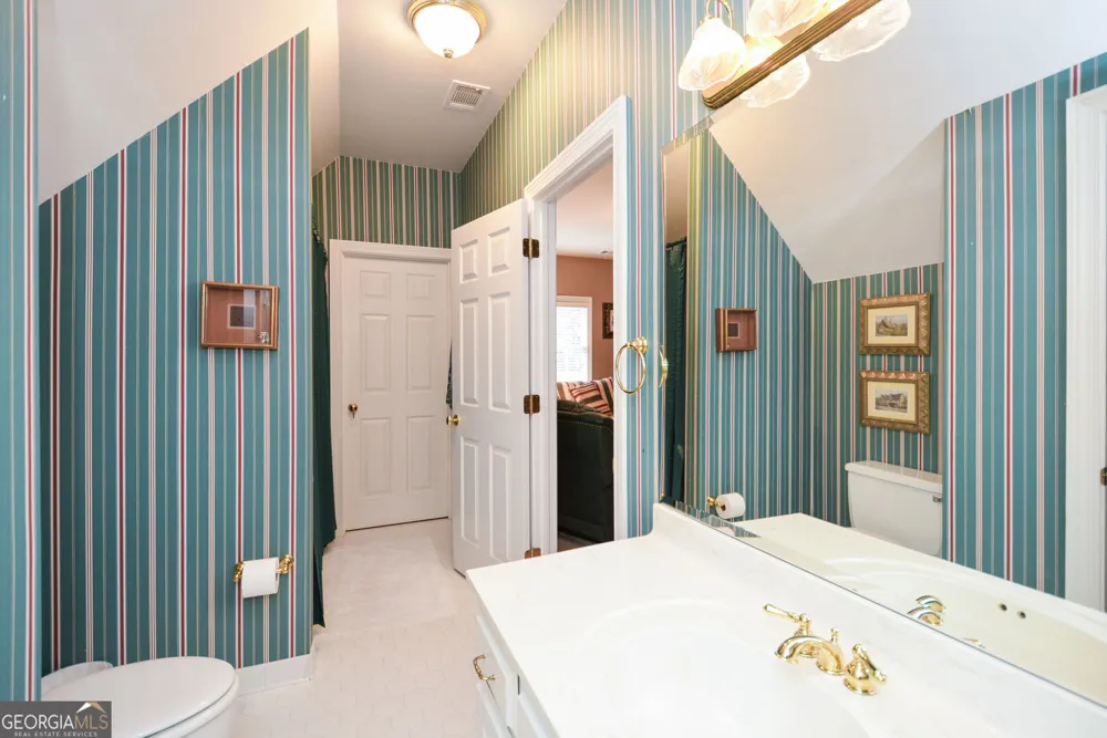 1640 Lazy River LN Sandy Springs, GA 30350