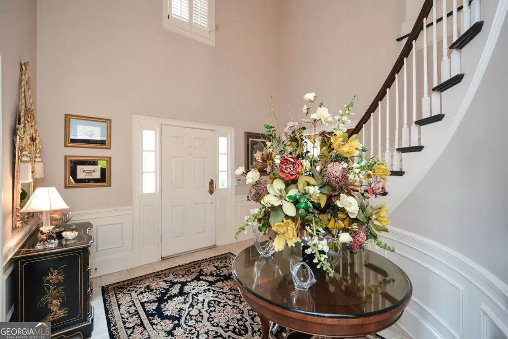 1640 Lazy River LN Sandy Springs, GA 30350
