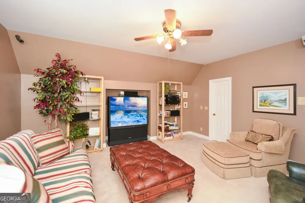 1640 Lazy River LN Sandy Springs, GA 30350
