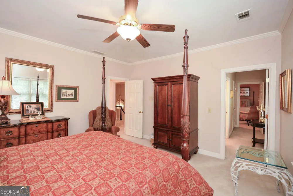 1640 Lazy River LN Sandy Springs, GA 30350