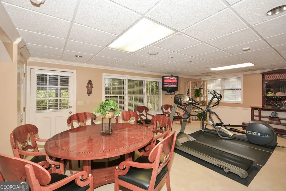 1640 Lazy River LN Sandy Springs, GA 30350