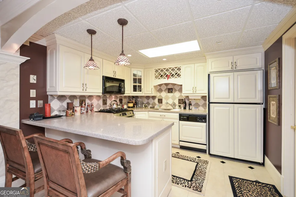 1640 Lazy River LN Sandy Springs, GA 30350