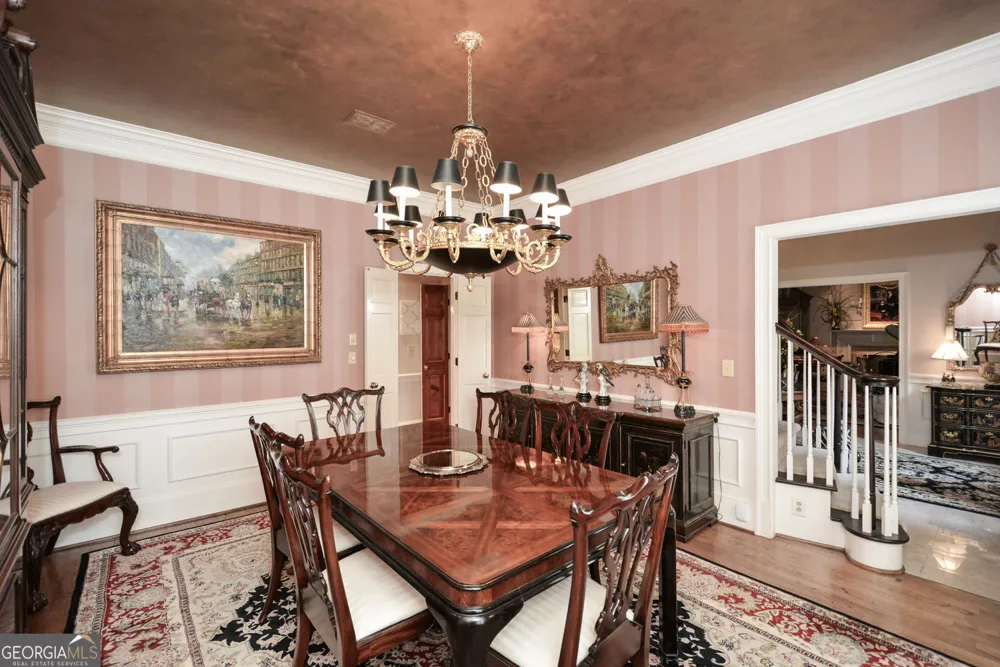 1640 Lazy River LN Sandy Springs, GA 30350