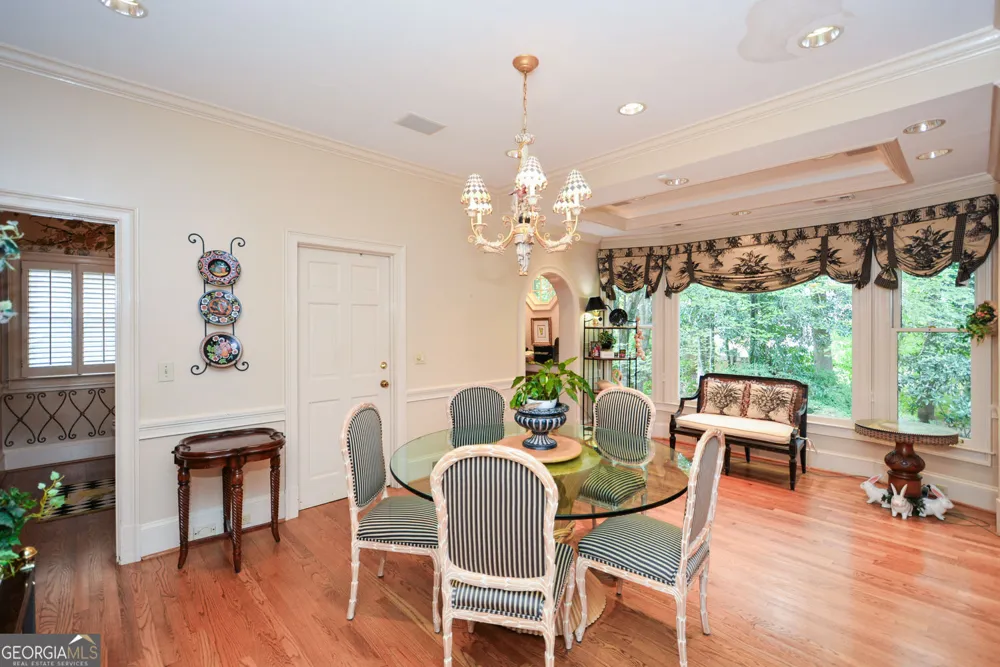 1640 Lazy River LN Sandy Springs, GA 30350
