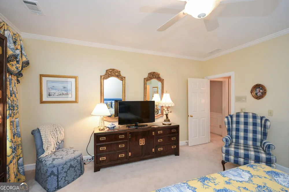 1640 Lazy River LN Sandy Springs, GA 30350