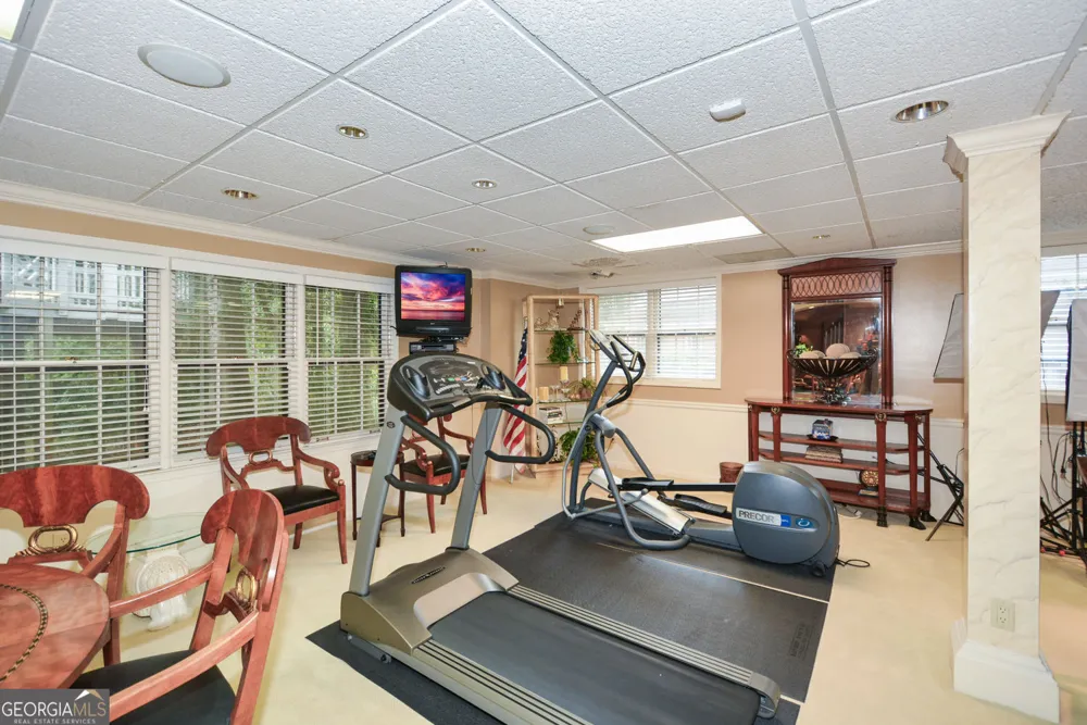 1640 Lazy River LN Sandy Springs, GA 30350