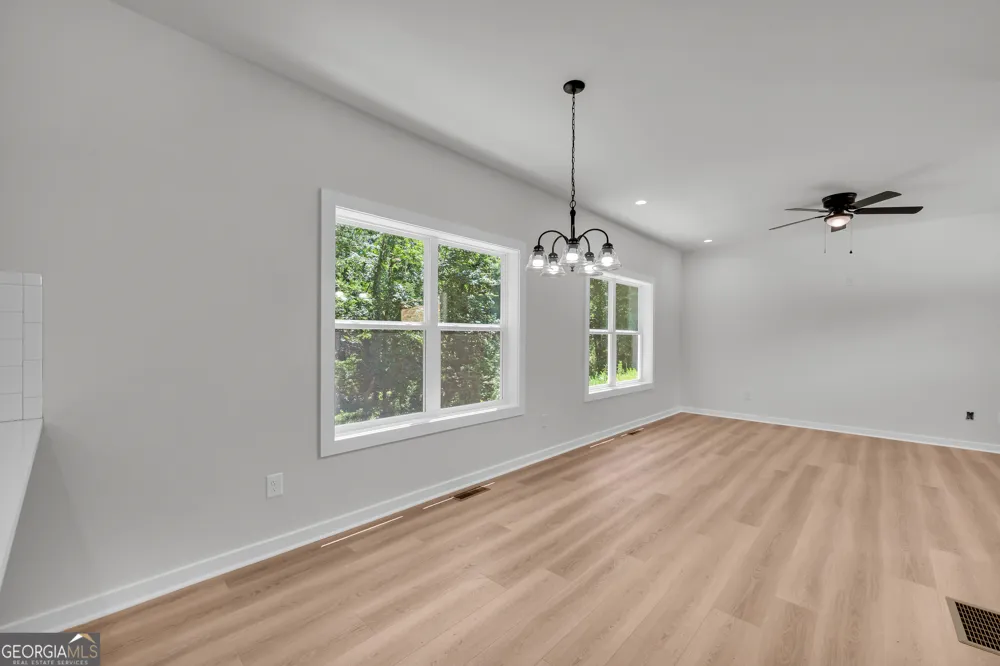 256 Lacount LN Clarkesville, GA 30523