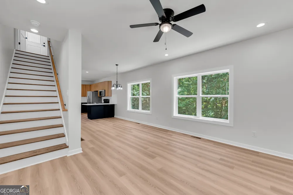 256 Lacount LN Clarkesville, GA 30523