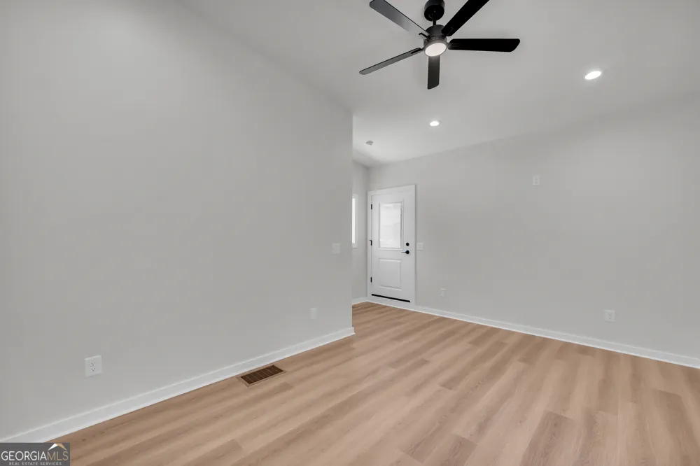 256 Lacount LN Clarkesville, GA 30523