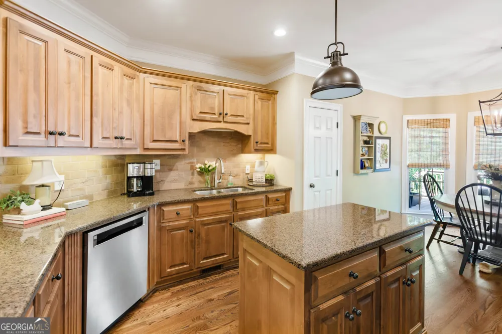 1030 Spring Lake DR Bishop, GA 30621
