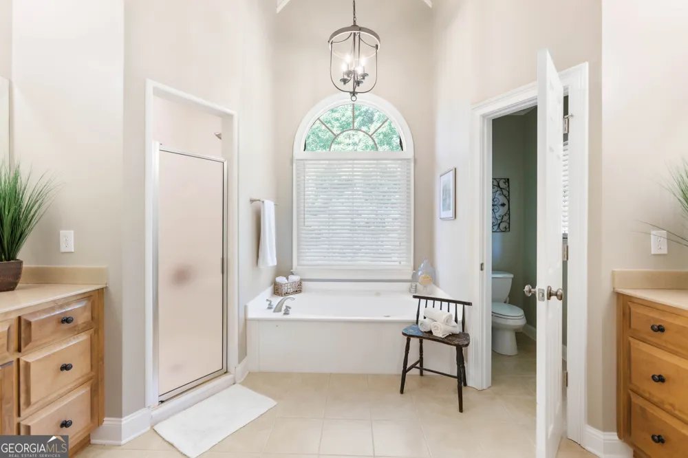1030 Spring Lake DR Bishop, GA 30621