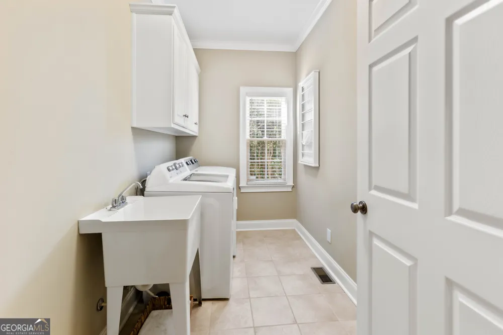 1030 Spring Lake DR Bishop, GA 30621