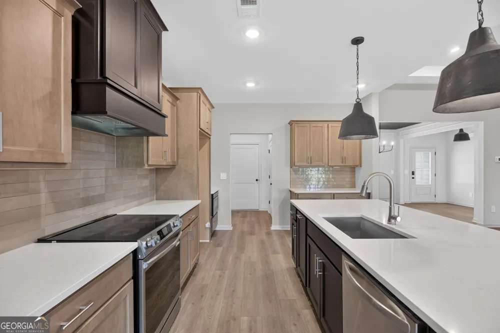 1040 Roopville Veal RD Roopville, GA 30170