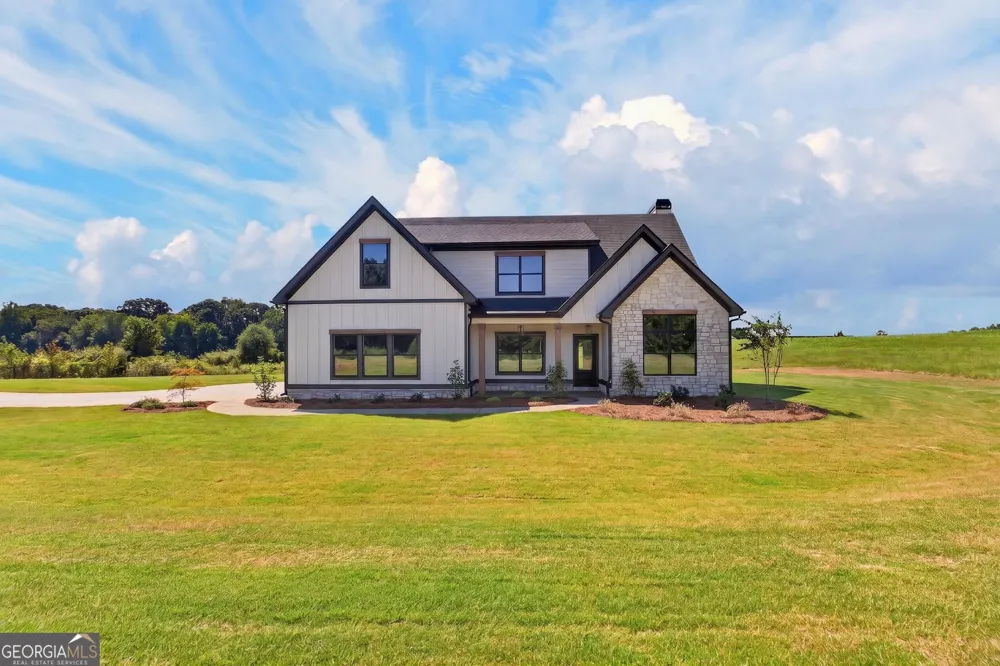 67 Gum Creek RD Roopville, GA 30170