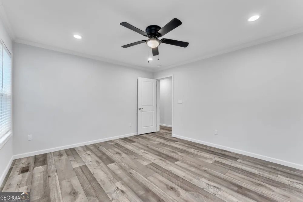 1104 E Front ST Iva, SC 29655