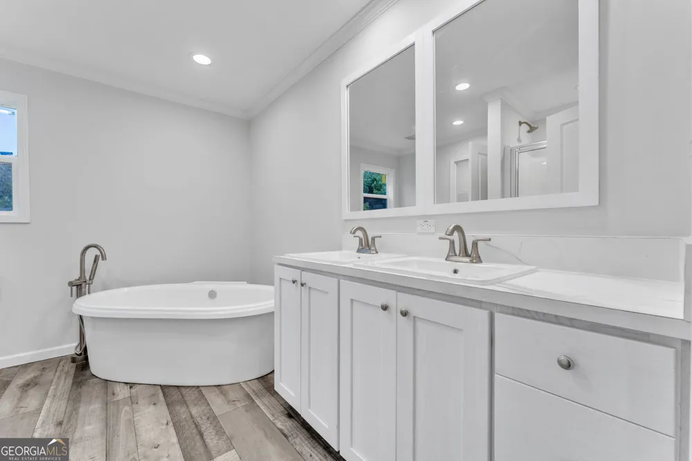1104 E Front ST Iva, SC 29655