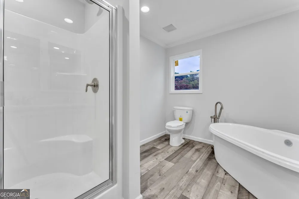1104 E Front ST Iva, SC 29655