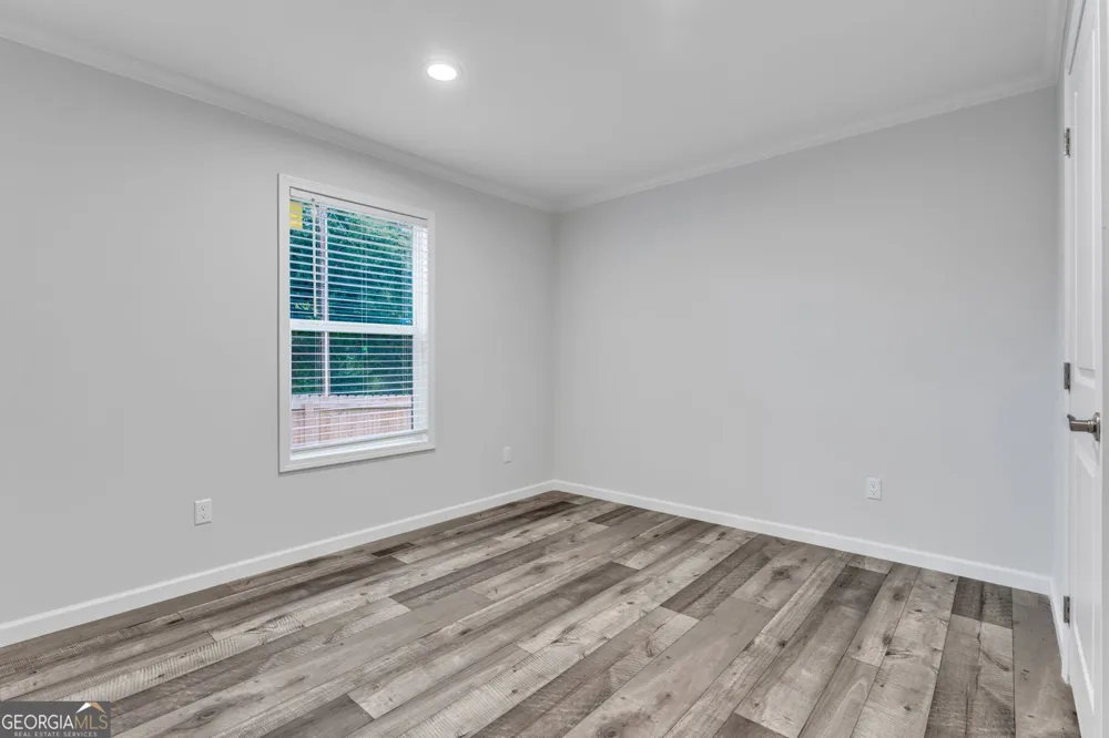 1104 E Front ST Iva, SC 29655