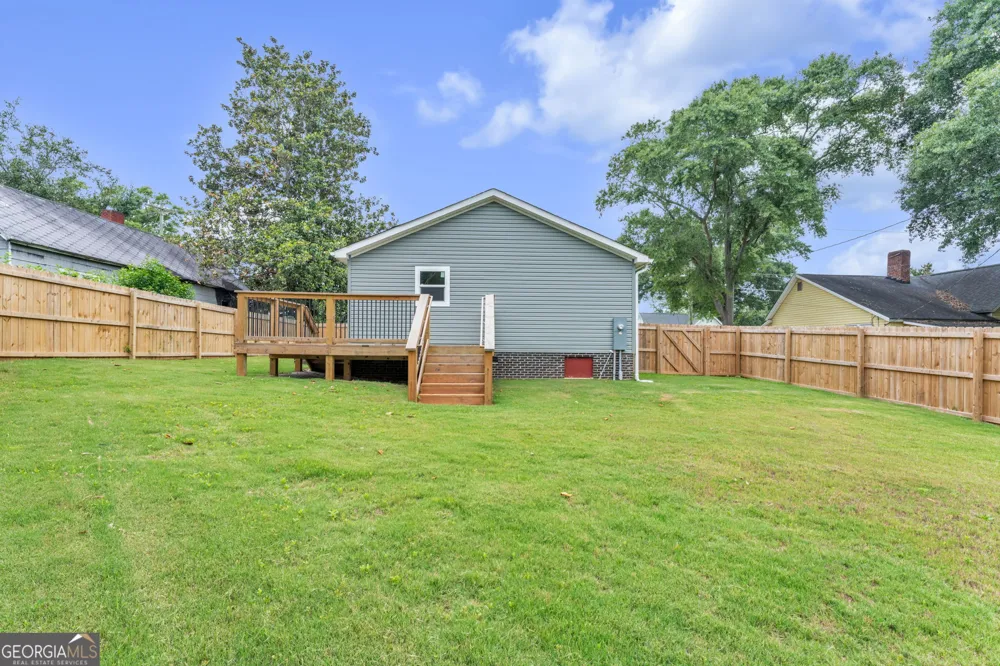 1104 E Front ST Iva, SC 29655