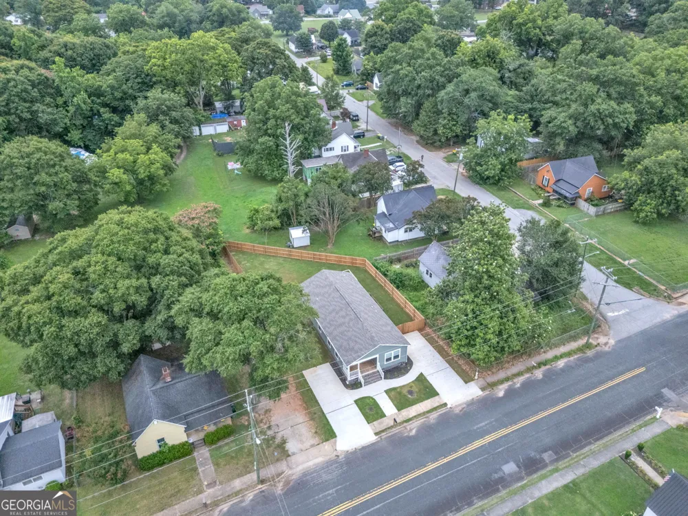 1104 E Front ST Iva, SC 29655