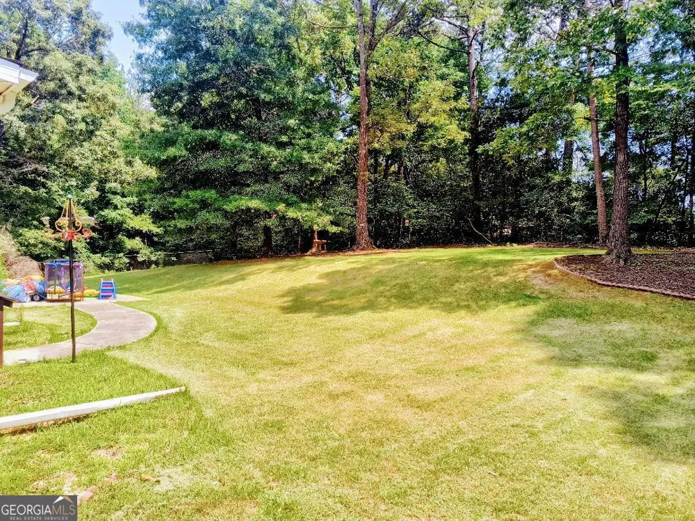 125 Clear Spring LN Oxford, GA 30054