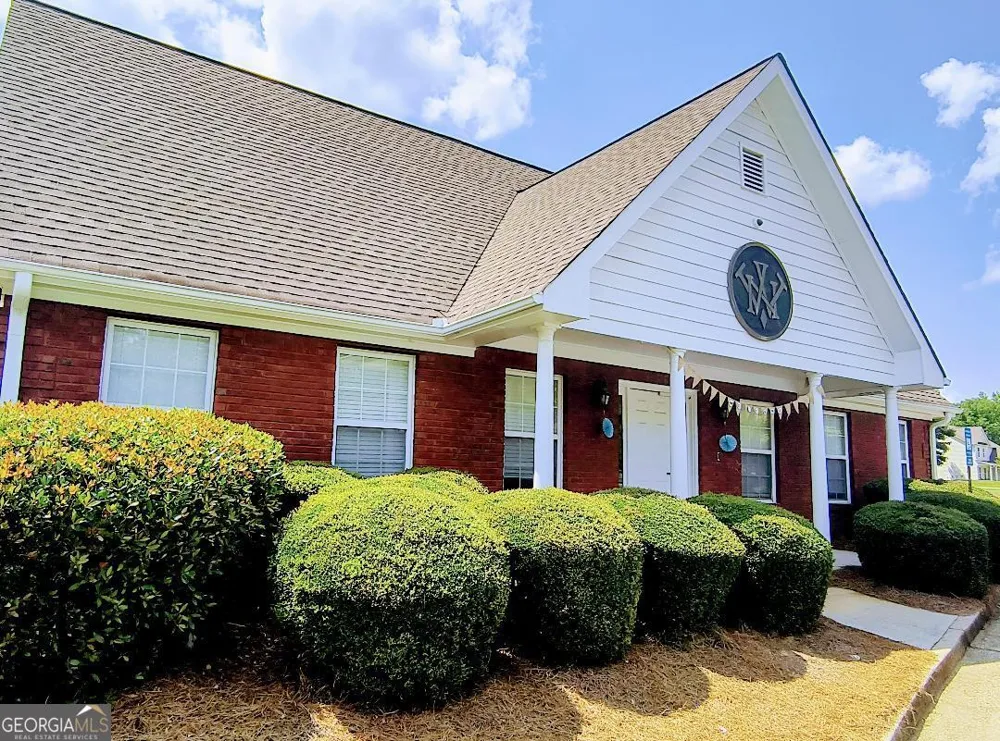 125 Clear Spring LN Oxford, GA 30054