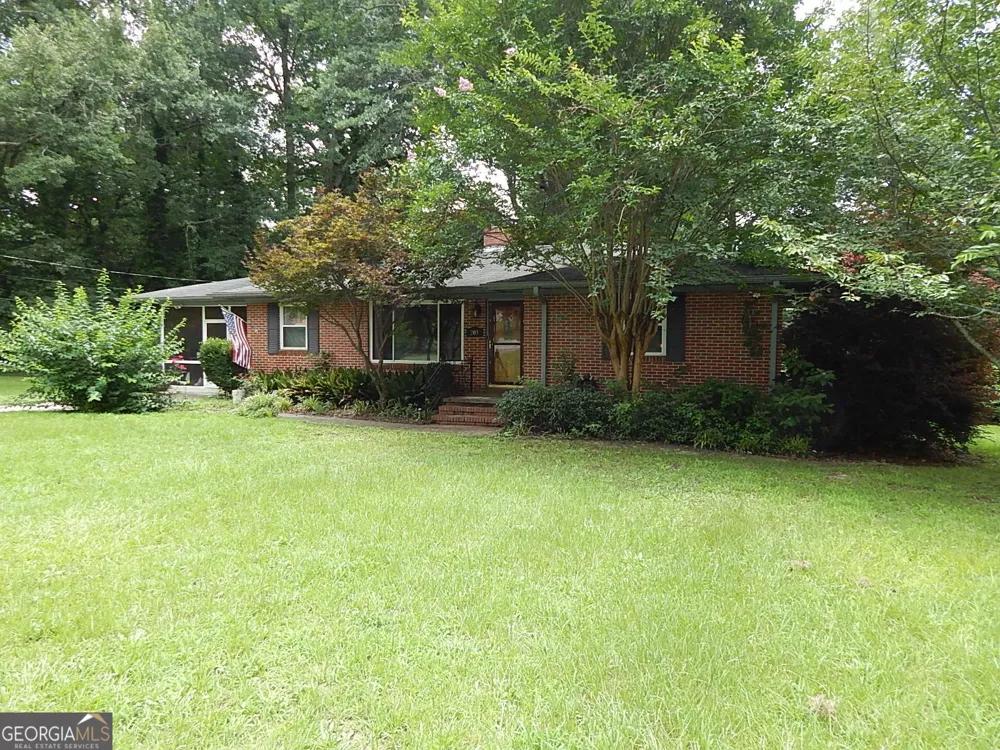 203 Spring ST Warner Robins, GA 31088