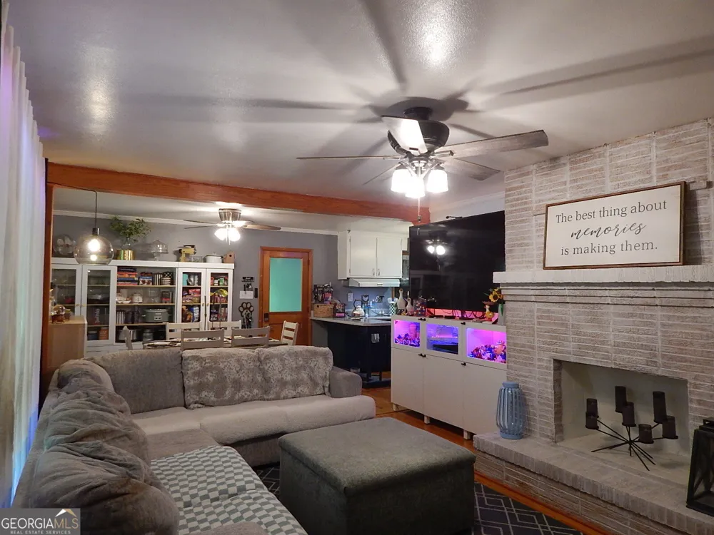 203 Spring ST Warner Robins, GA 31088
