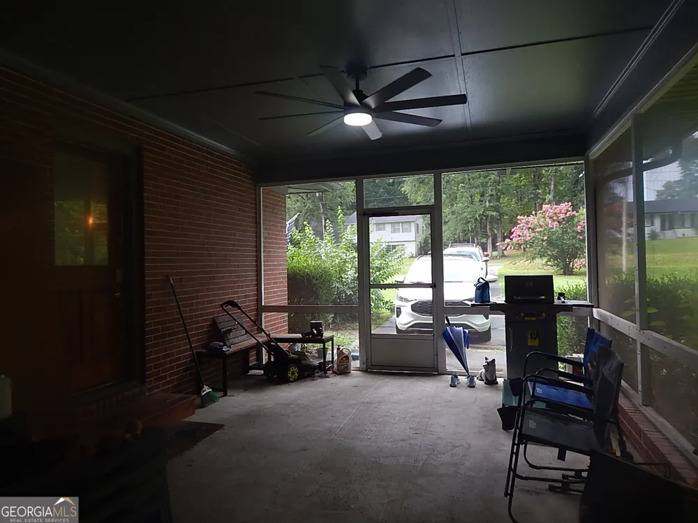 203 Spring ST Warner Robins, GA 31088