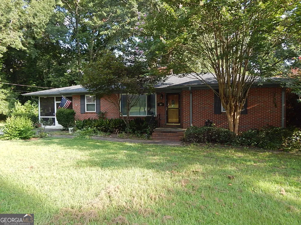 203 Spring ST Warner Robins, GA 31088