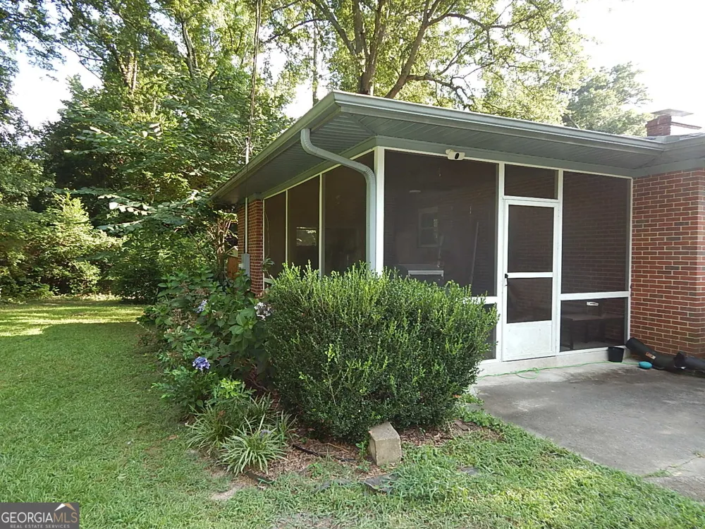 203 Spring ST Warner Robins, GA 31088