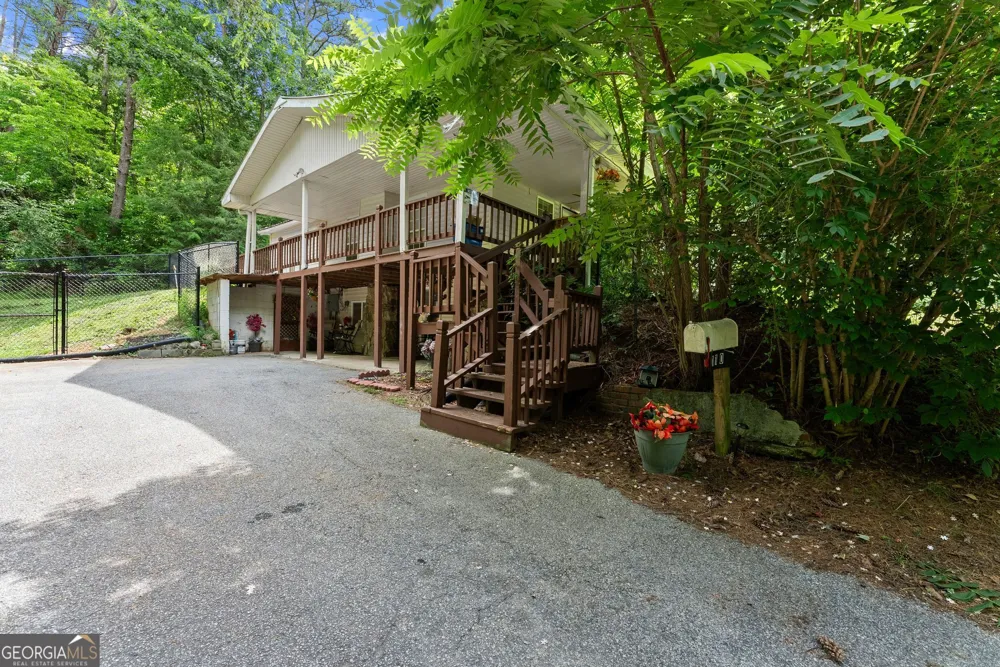 110 Pastel LN Clayton, GA 30525