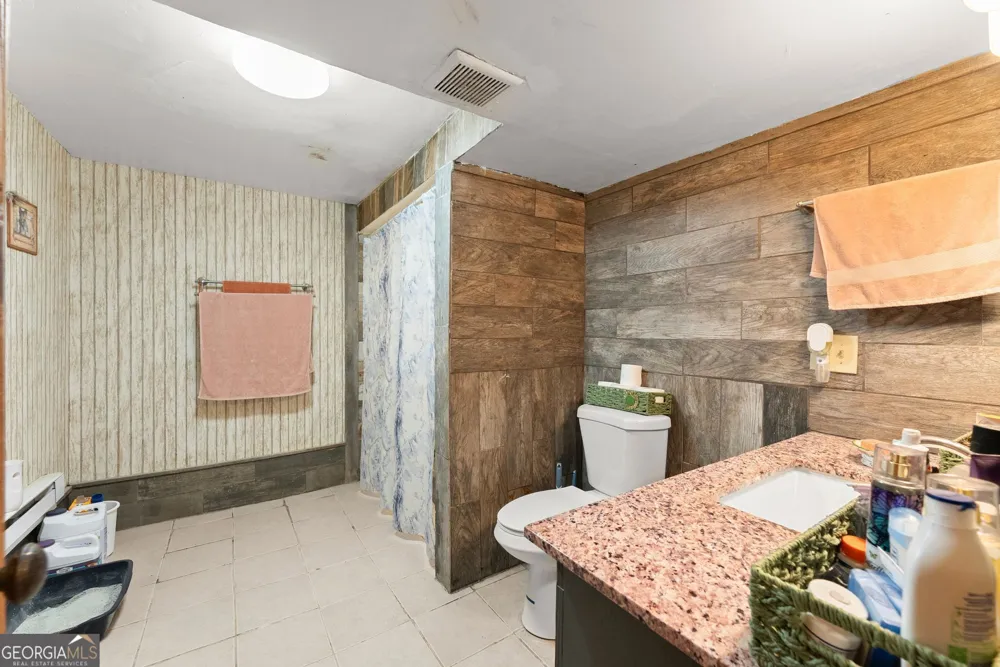110 Pastel LN Clayton, GA 30525