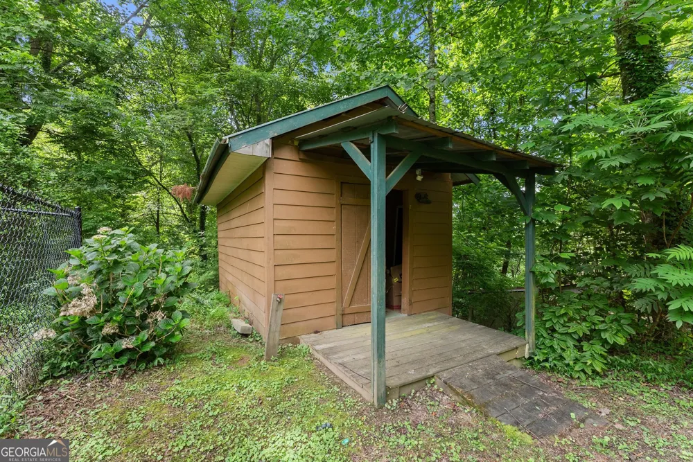 110 Pastel LN Clayton, GA 30525