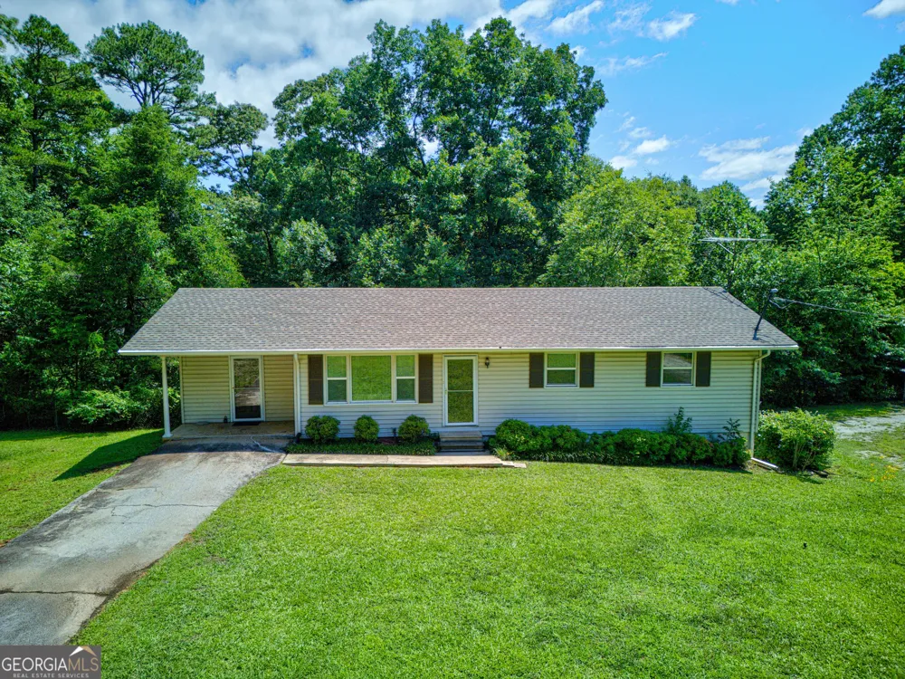 451 Defoor RD Toccoa, GA 30577