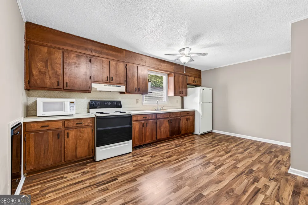 451 Defoor RD Toccoa, GA 30577