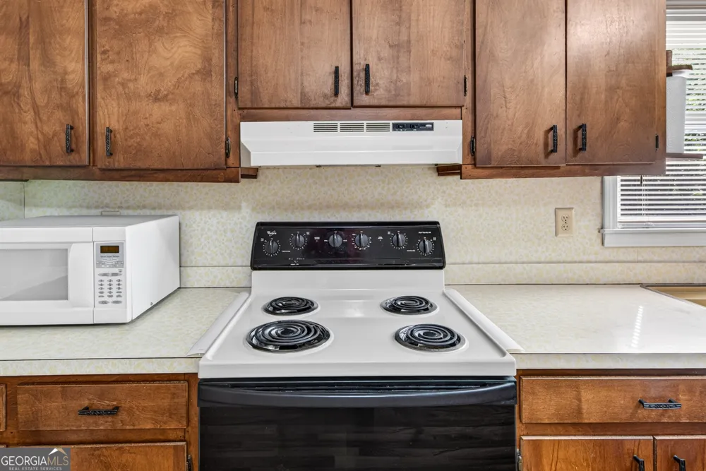 451 Defoor RD Toccoa, GA 30577