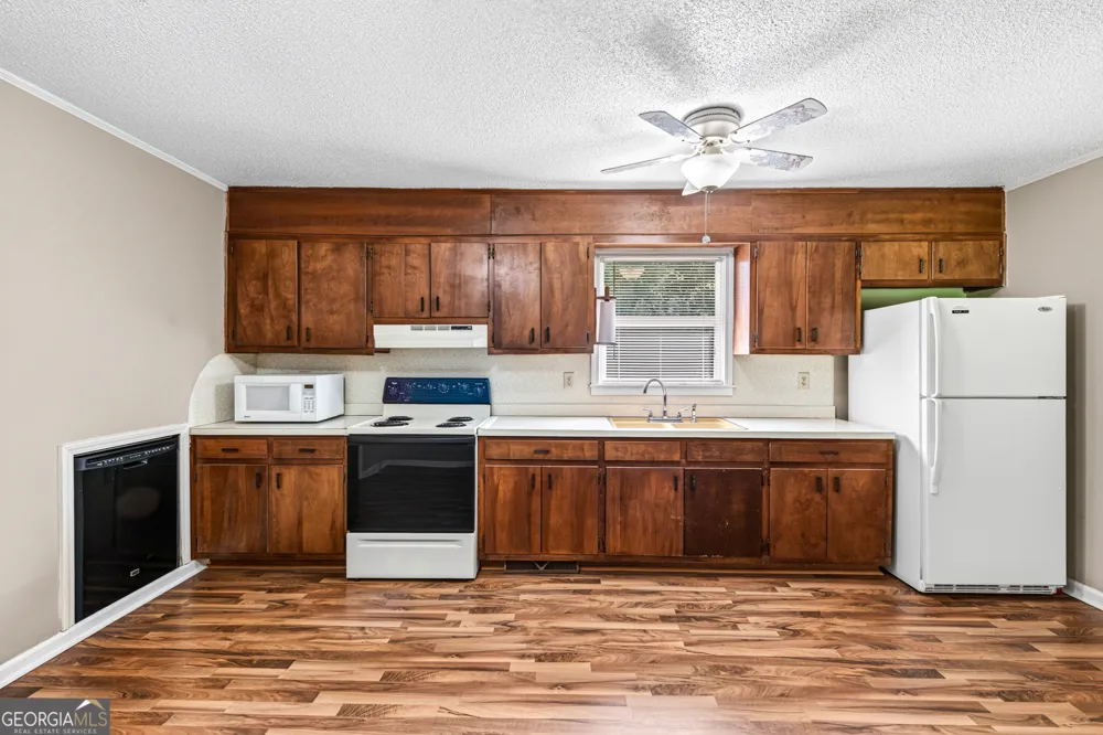 451 Defoor RD Toccoa, GA 30577