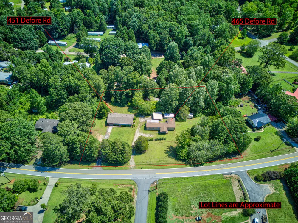 451 Defoor RD Toccoa, GA 30577