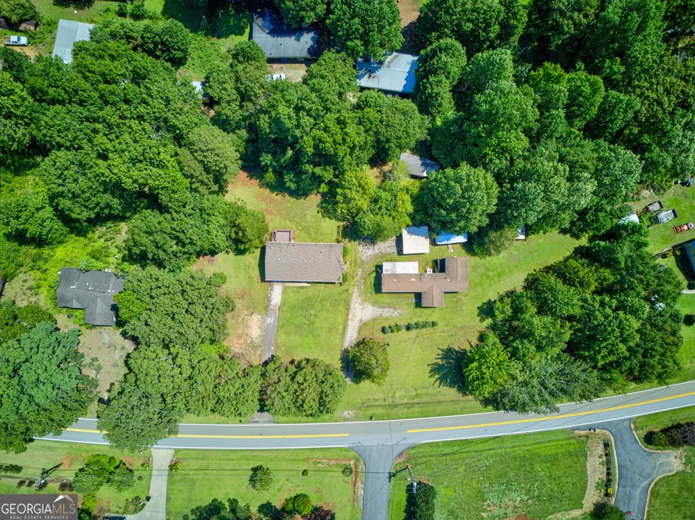 451 Defoor RD Toccoa, GA 30577