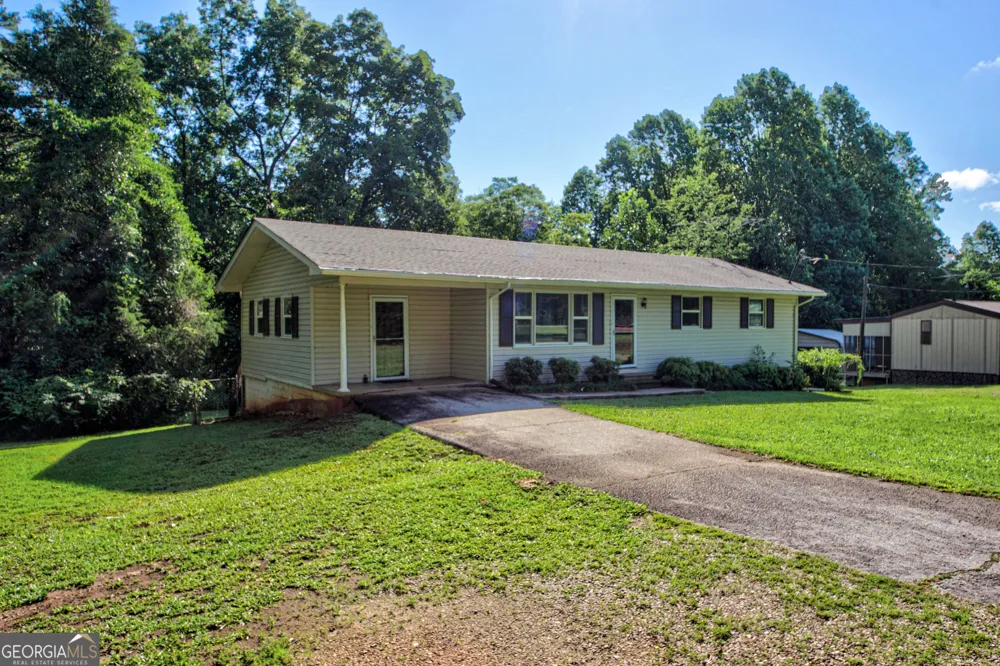 451 Defoor RD Toccoa, GA 30577