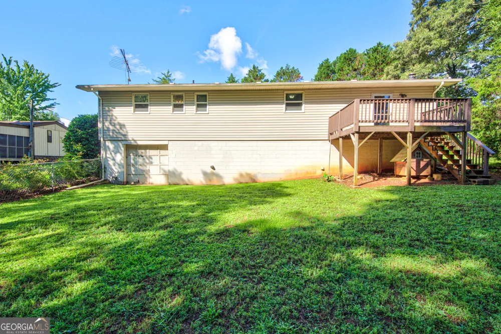 451 Defoor RD Toccoa, GA 30577